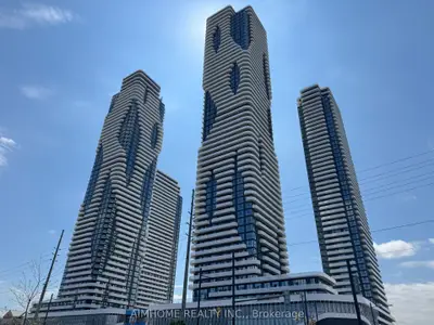 Condo Apartment in Vaughan