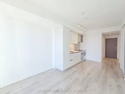 1000 Portage Parkway 3709, Vaughan, On L4k 0l1