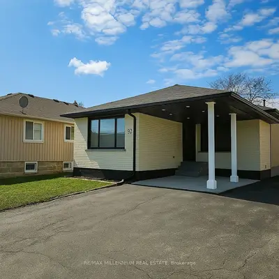 92 Clarence Street Lower, Vaughan, On L4l 1l3