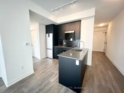 10 Abeja Street 2318, Vaughan, On L4k 0r4