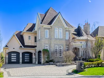 Detached in Aurora
