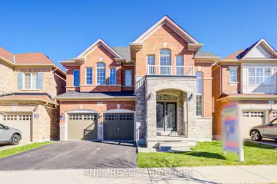Detached in Markham