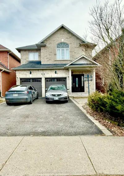 Detached in Newmarket