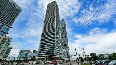950 Portage Parkway 6006, Vaughan, On L4k 0j7