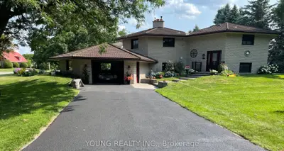 Detached in Aurora
