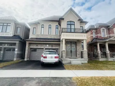Detached in Richmond Hill