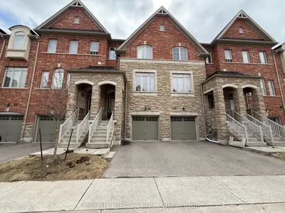49 Mack Clement Lane, Richmond Hill, On L4s 0g2
