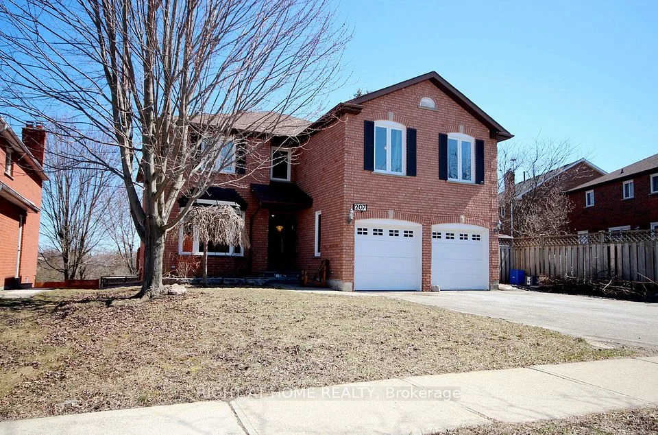 207 Kensit Avenue Basement, Newmarket, ON L3X 1S6