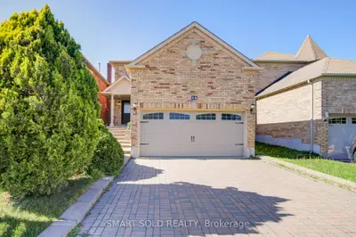 Detached in Richmond Hill