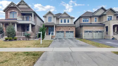 Detached in New Tecumseth