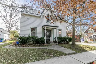 Duplex in Newmarket