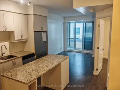 9191 Sw Yonge Street 613, Richmond Hill, On L4c 1e2