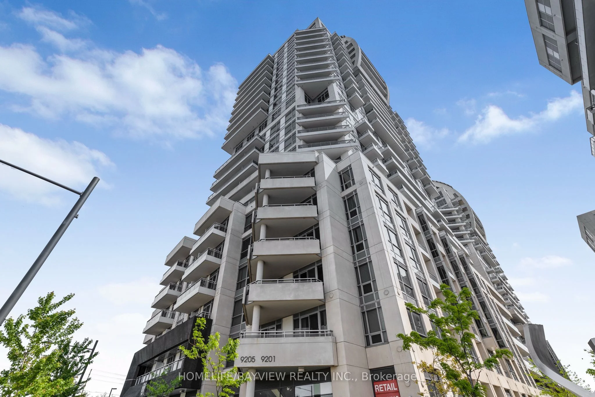 9205 Yonge Street 811ne, Richmond Hill, On L4c 6z2