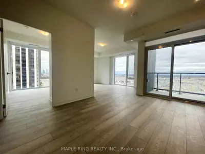10 Abeja Street 1320, Vaughan, On L4k 0r4