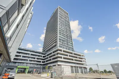 Condo Apartment in Vaughan