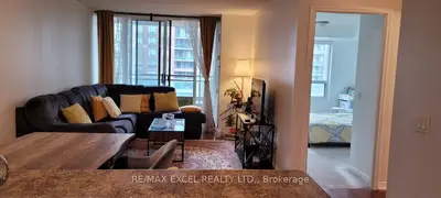 310 Red Maple Road 707, Richmond Hill, On L4c 0t7