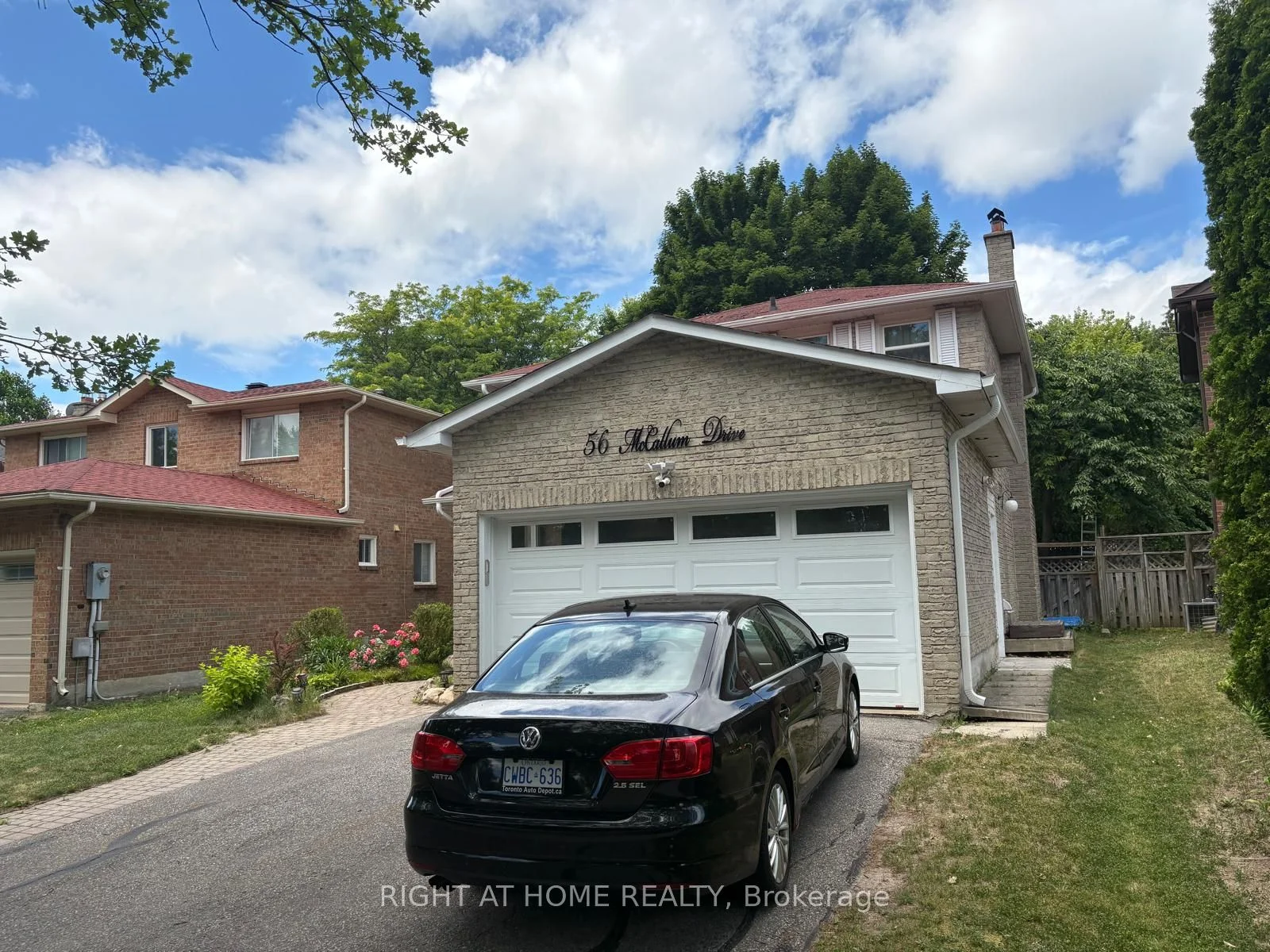 56 Mccallum Drive, Richmond Hill, ON L4C 7S8