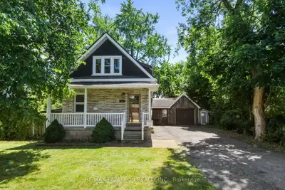 Detached in Richmond Hill