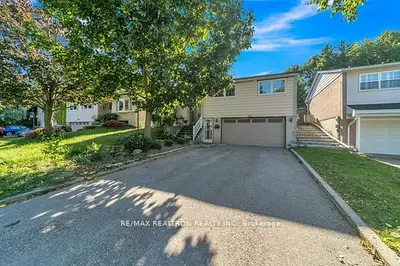Detached in Newmarket