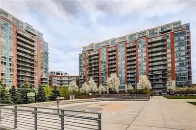 Condo Apartment in Markham