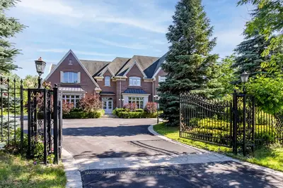 Detached in Vaughan