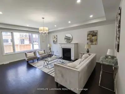 Detached in East Gwillimbury