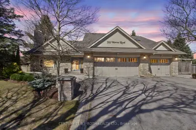 Detached in King
