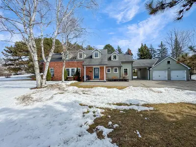 Detached in King