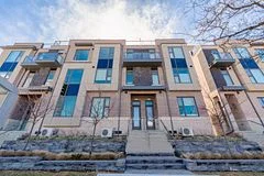Att/Row/Townhouse in Vaughan