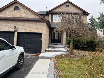 Detached in Newmarket