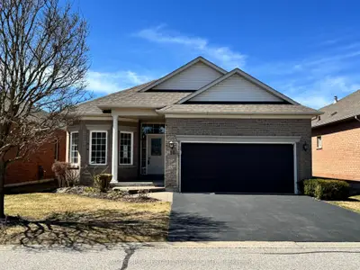 18 Faldo's Flight Road, Whitchurch-stouffville, On L4a 1m8