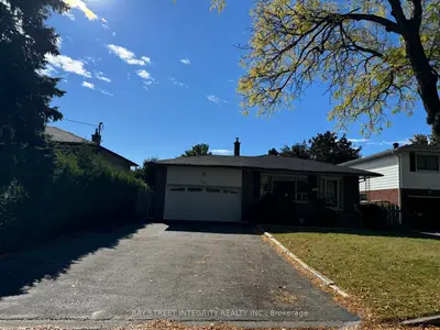 Detached in Richmond Hill