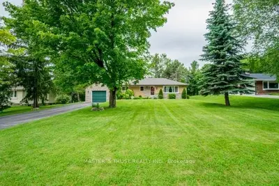 Detached in Newmarket