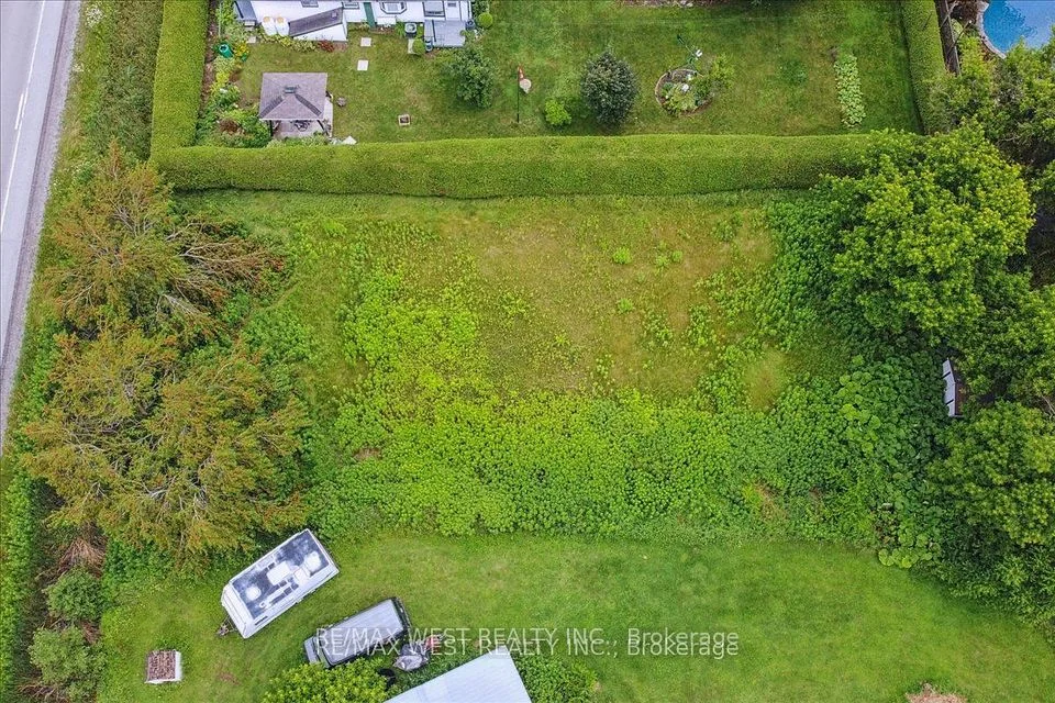 5601 Ravenshoe Road, East Gwillimbury, ON L0E 1R0
