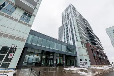 38 Honeycrisp Crescent 501, Vaughan, On L4k 0m8