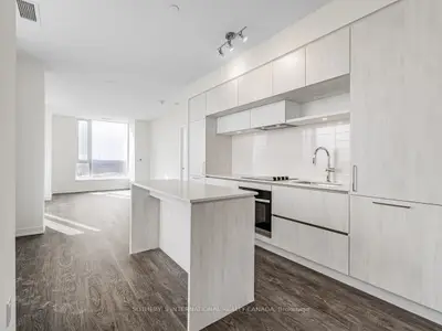 6 David Eyer Road 909, Richmond Hill, On L4s 0n6