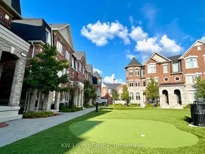 1331 Major Mackenzie Drive W 50, Vaughan, On L6a 4w4