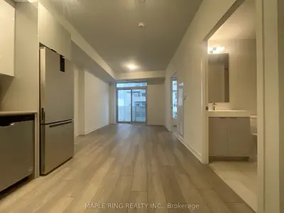 10 Abeja Street 2214, Vaughan, On L4k 0r4