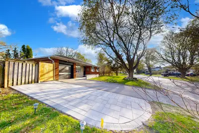 Detached in Markham