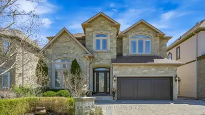 Detached in Richmond Hill