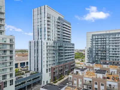 Condo Apartment in Vaughan