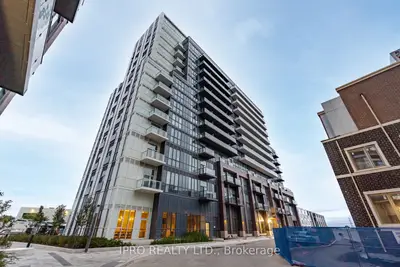 Condo Apartment in Vaughan