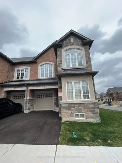 54 Ness Drive, Richmond Hill, On L4s 0k5
