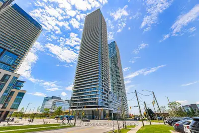 950 Portage Parkway 306, Vaughan, On L4k 0j7