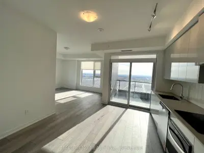 10 Abeja Street 2420, Vaughan, On L4k 0r4