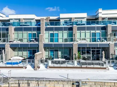 Att/Row/Townhouse in Innisfil