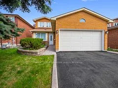 358 Weldrick Road E, Richmond Hill, ON L4C 8L1