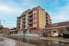 Condo Apartment in Vaughan
