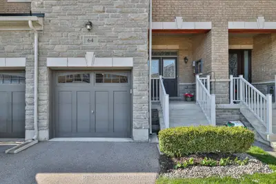 64 Paper Mills Crescent, Richmond Hill, On L4e 0v4