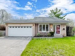 33 Law Crescent, Richmond Hill, ON L4C 5K7